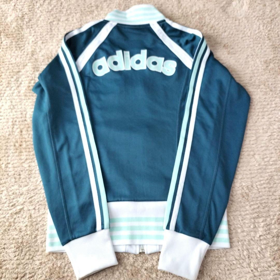 adidas アディダスジャージ　セットアップ　刺繍ロゴ
