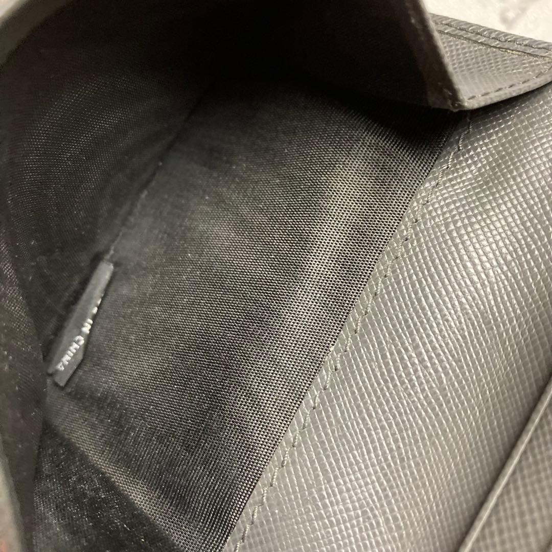 PRADA　プラダ☆カードケース　サフィアーノ　シルバーグレー　名刺入れ