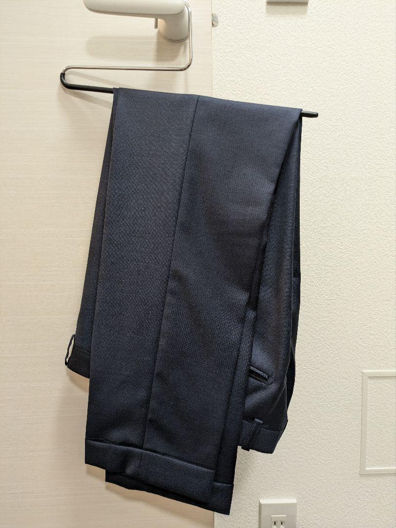 メンズスーツ　スリーピース　紺