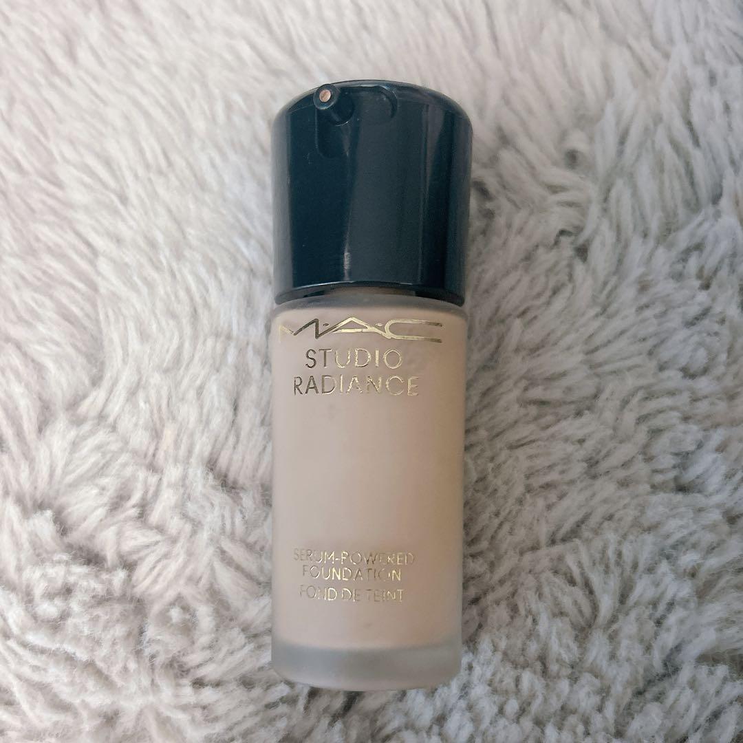 MAC スタジオ ラディアンス セラム ファンデーション NC12 30mL