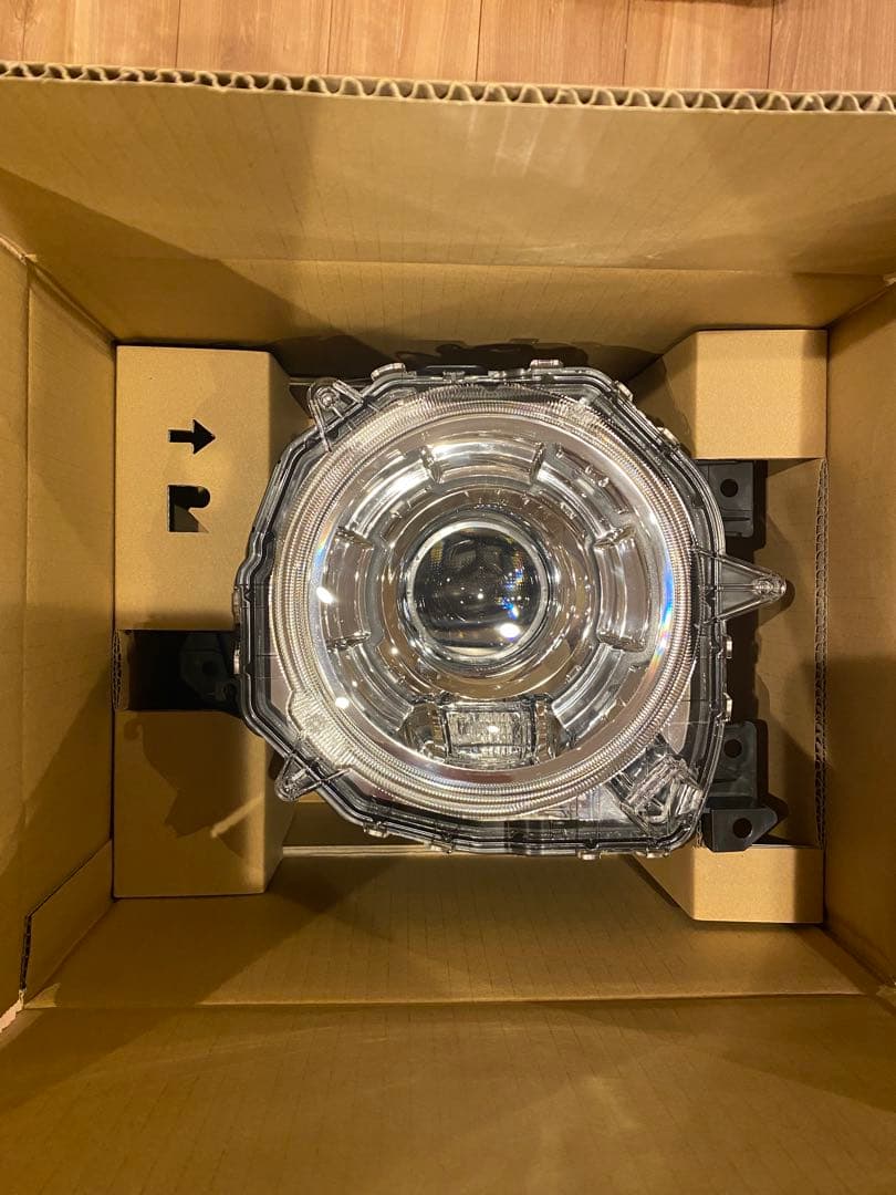 【新品】JB64ジムニー純正LEDヘッドライト