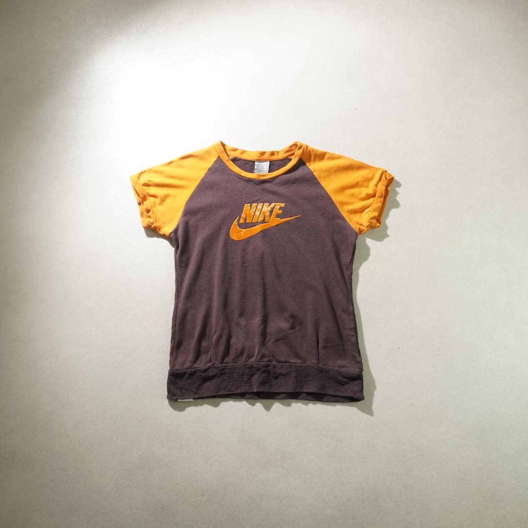 NIKE ベロア素材ロゴTシャツ バイカラー y2k ブラウン/VW303