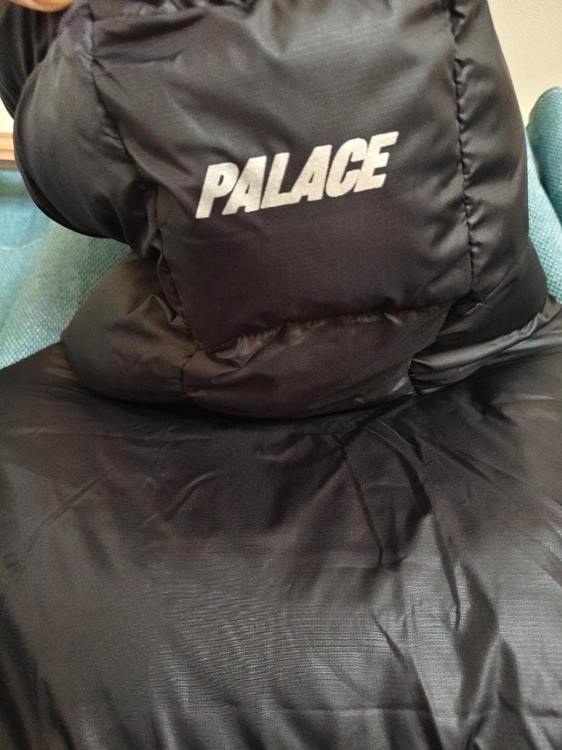 新品 PALACE BALACLAVA PUFFA ダウンジャケット S 3 新品 PALACE BALACLAVA PUFFA ダウンジャケット S 3