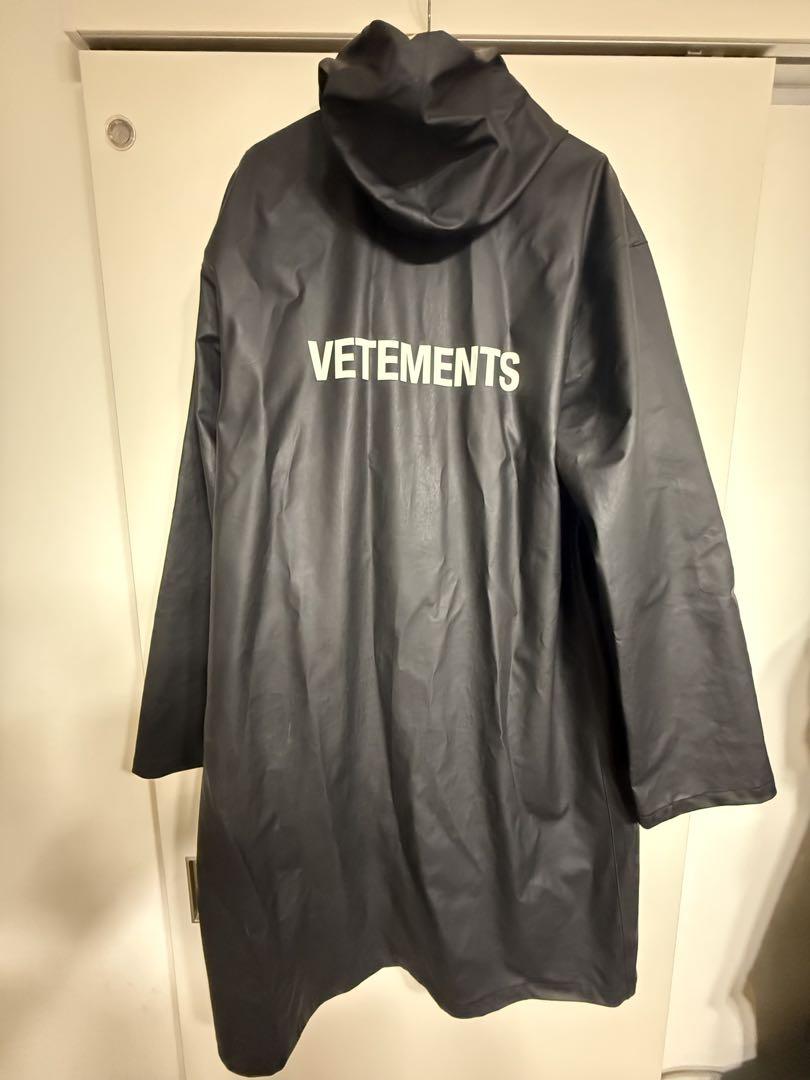 vetements レインコート