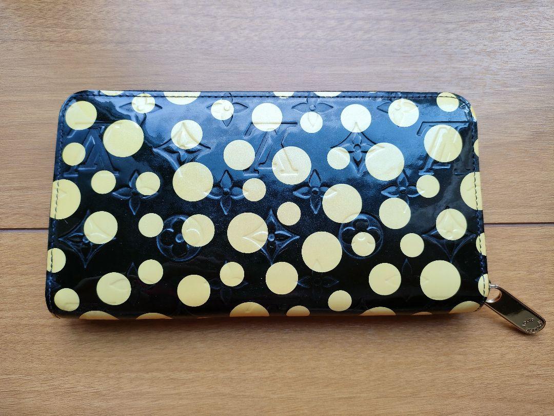 LOUIS VUITTON 草間彌生 ヴェルニ ジッピーウォレット ドット