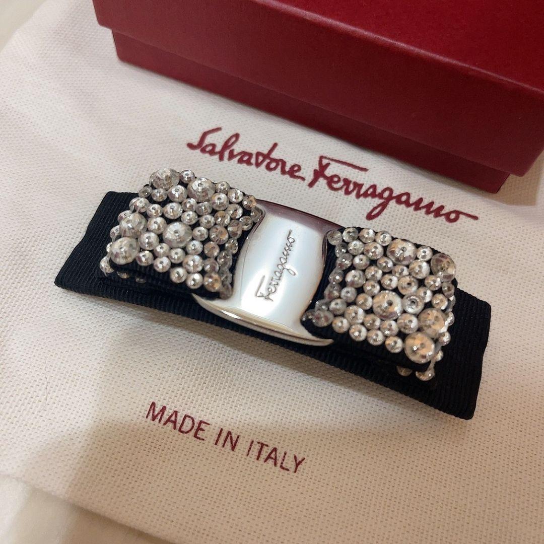 新品　現行　FERRAGAMO　フェラガモ　バレッタ　ビジュー　ヘアアクセサリー FERRAGAMO フェラガモ バレッタ ビジュー ヘアアクセサリー