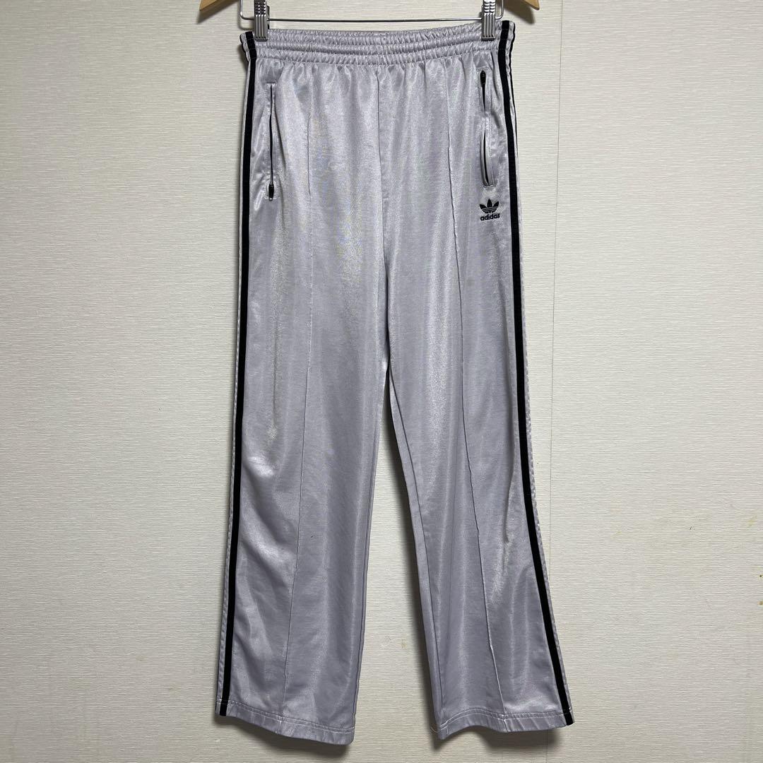2025春の新作 新春SALE】アディダスadidas トラックパンツ シルバーワイド パンツ