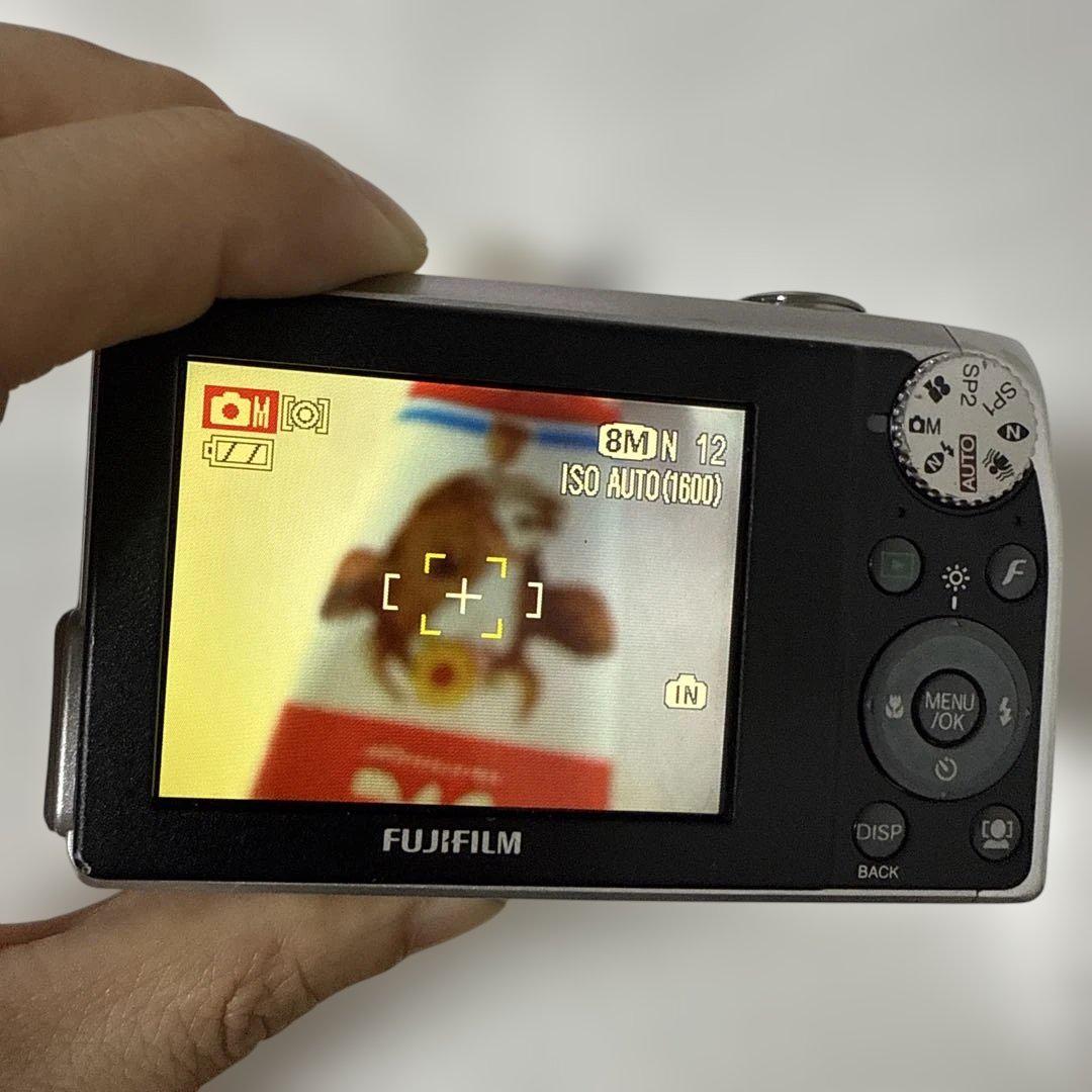 人気カラーの ❗️激安価格❗️デジカメ 本体 FUJIFILM Finepix F40fd - メルカリ デジタルカメラ