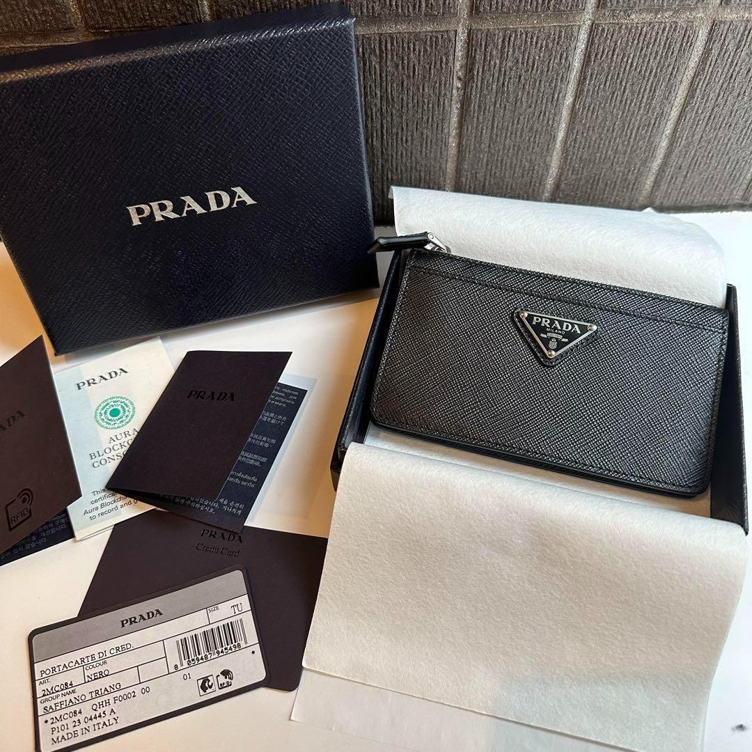 新品 PRADA サフィアーノトライアングル ミニ財布 フラグメントケース 画像2