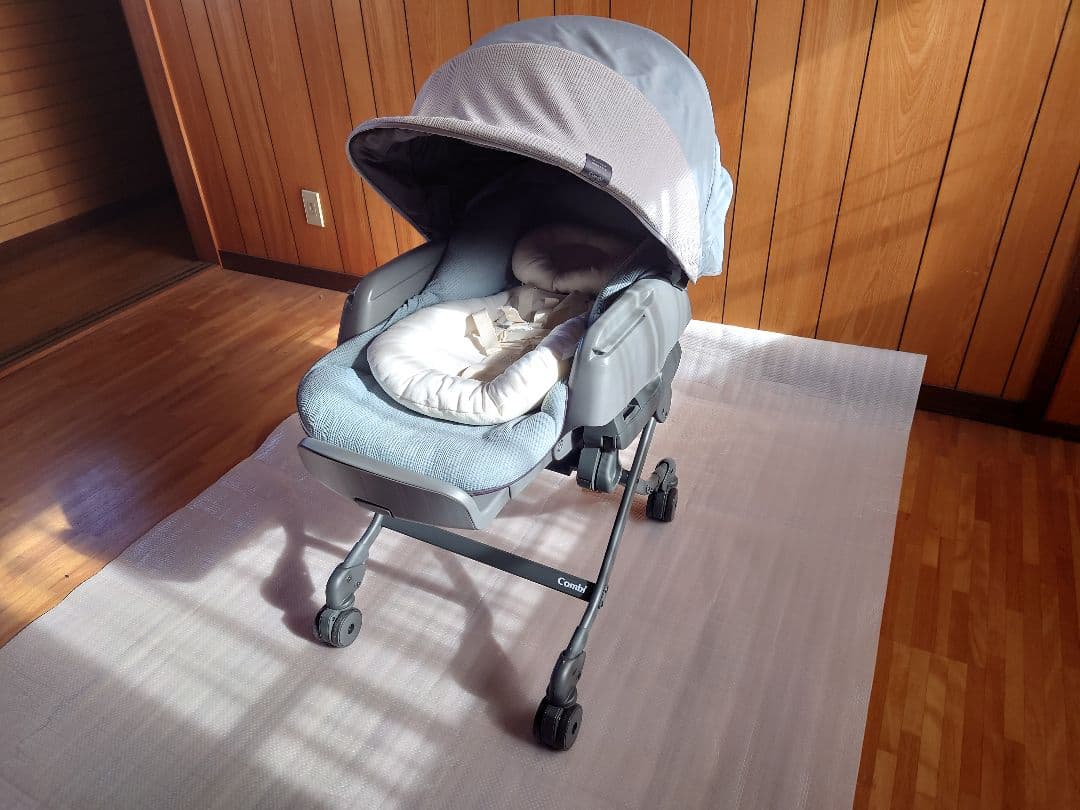 ふがし様専用combi ネムリラ AUTO SWING BEDi Long