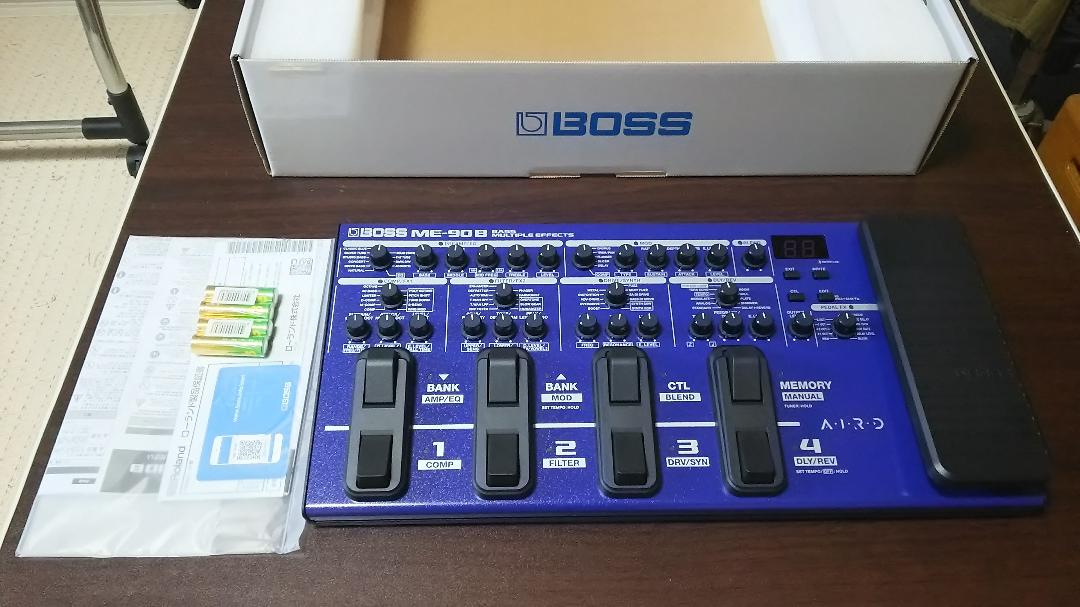 新品 BOSS ME-90B Bass Multiple Effects
