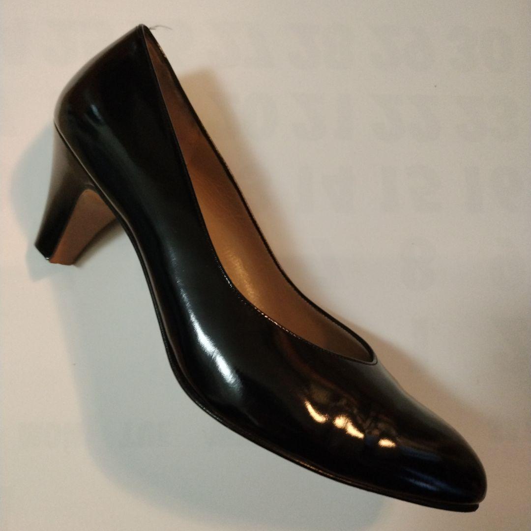 Ferragamo 黒 エナメル パンプス 24.5センチ