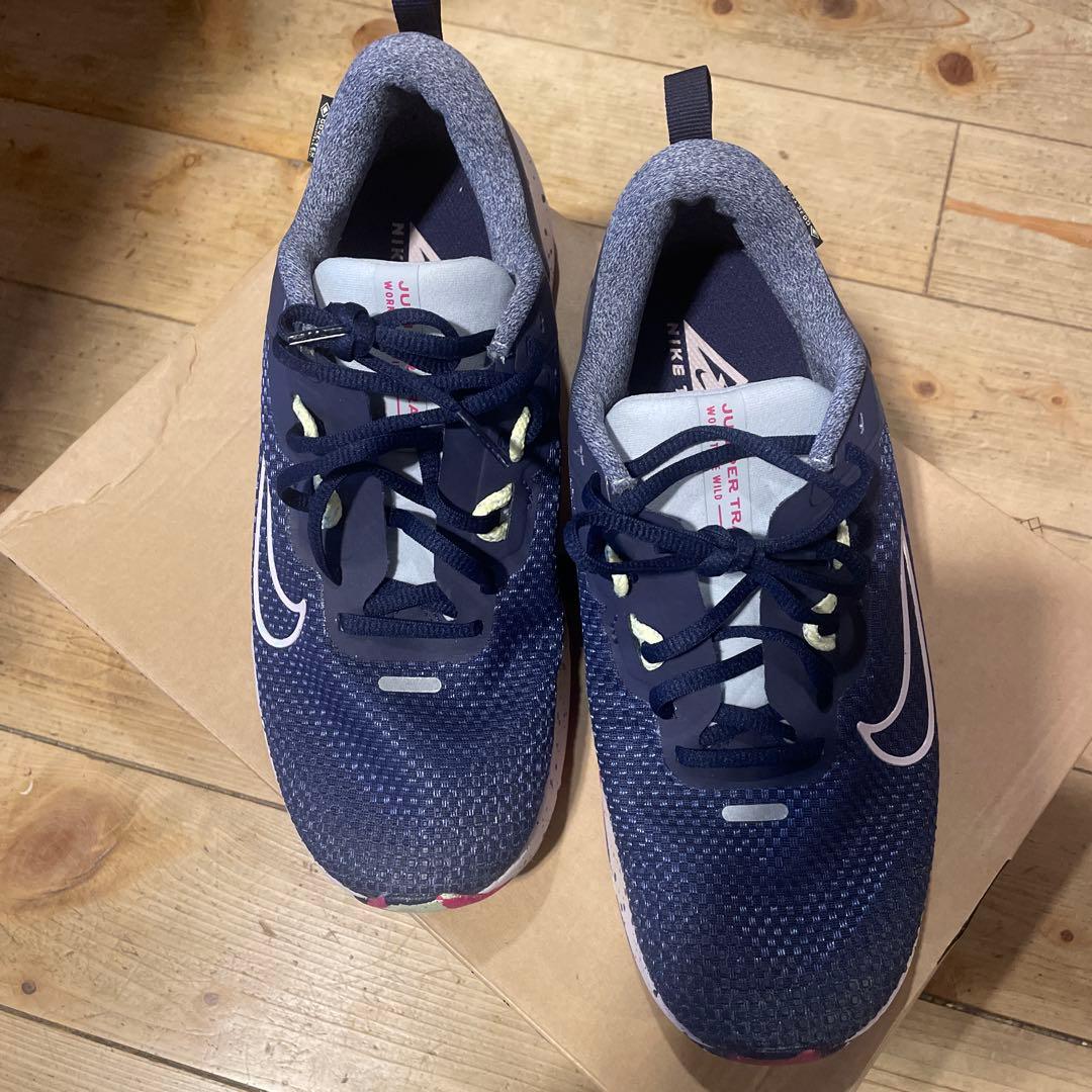 NIKE ナイキ ウィメンズ ジュニパー トレイル 2 GTX 25.5cm