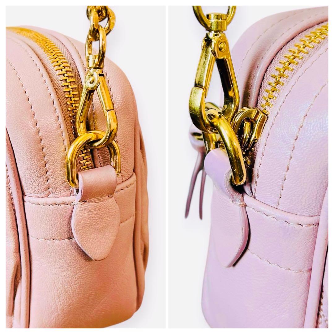 MIU MIU ミュウミュウ マテラッセ ショルダー バッグ チェーン ピンク MIU MIU ミュウミュウ マテラッセ ショルダー バッグ チェーン ピンク