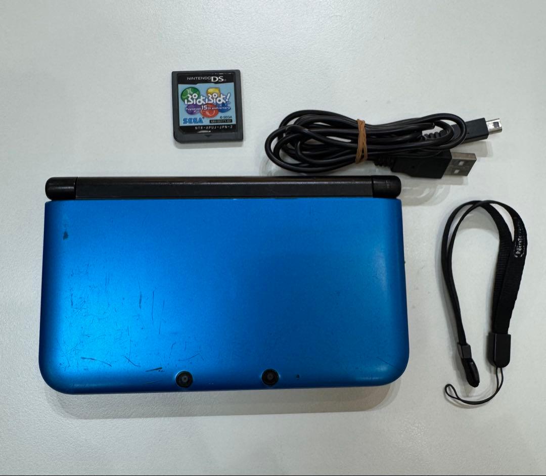 動作〇 ニンテンドー3DS LL ブルー×ブラック タッチペン ケーブル付きやや傷や汚れあり