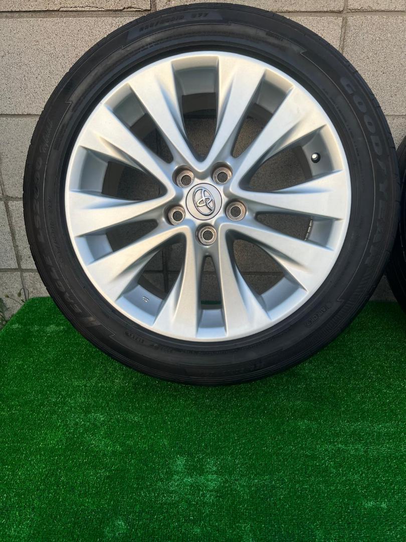 18x7.5J トヨタ純正 アルファード/ヴェルファイア オフセット45 5穴 18x7.5J トヨタ純正 アルファード/ヴェルファイア オフセット45 5穴