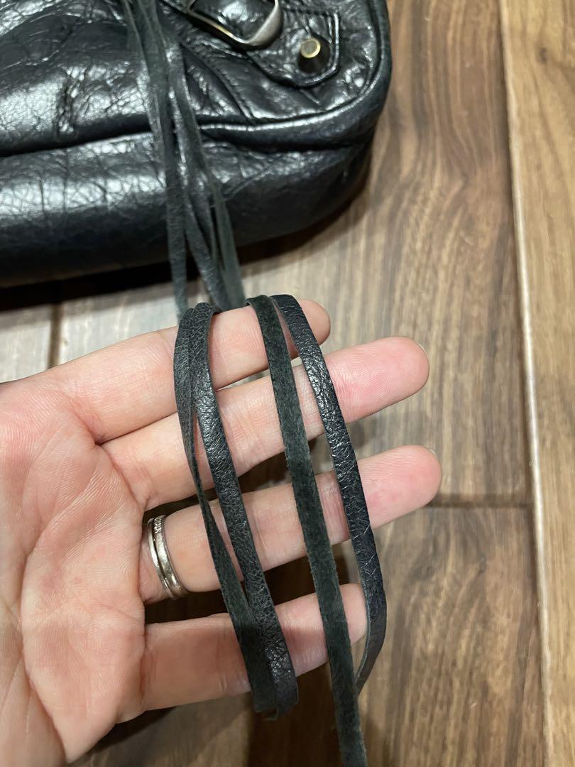 バレンシアガ　バッグ　ブラック　週末値下げ　最終お値下げです。