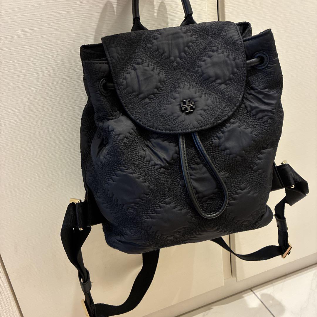 【美品】Tory Burch ブラック キルティング リュック Tory Burch ブラック キルティング リュック - メルカリ