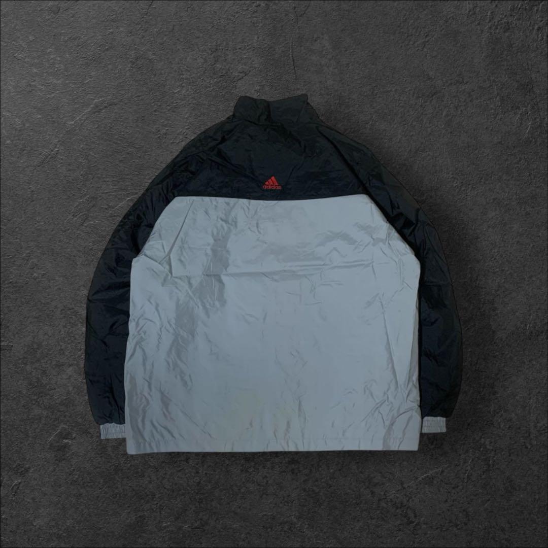 2001年製adidas古着ナイロンジャケット刺繍ロゴ切り返しシティコーデR51