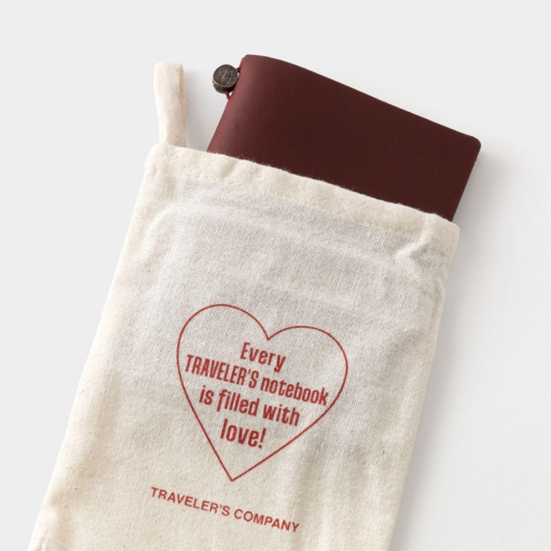 トラベラーズノート パスポートサイズ LOVE AND TRIP レッド