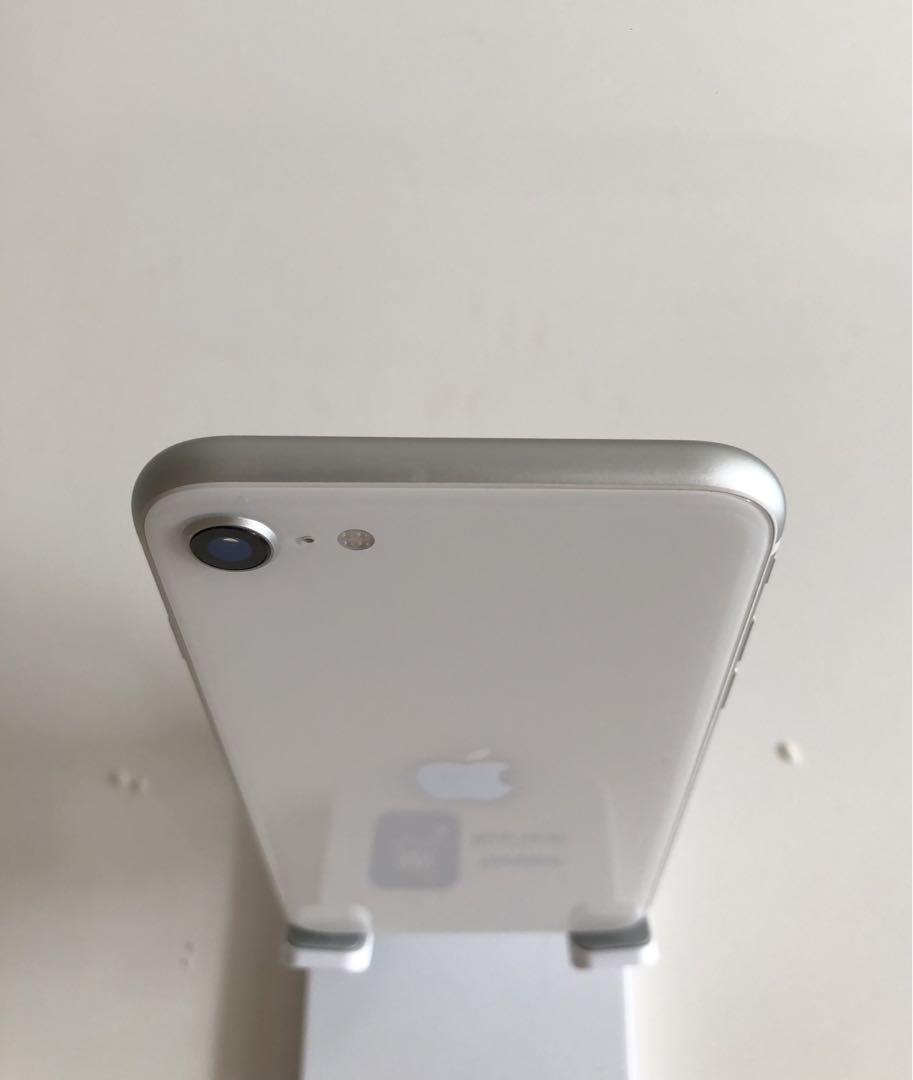 【ジャンク】Apple iPhone SE2 ホワイト 64GB iPhone SE 第2世代 (SE2) ホワイト 64 GB ※ジャンク