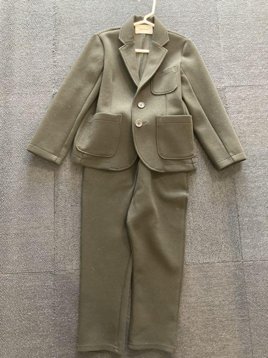 男の子