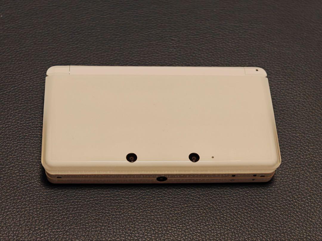 任天堂 ニンテンドー 3DS アイスホワイト本体ソフト2本付き