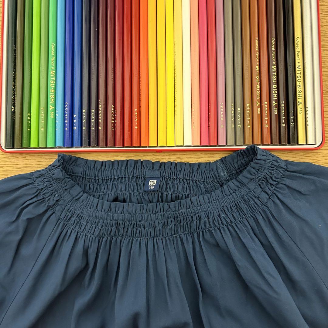 短時間撮影着用1回UNIQLOネイビーブラウス140 画像3