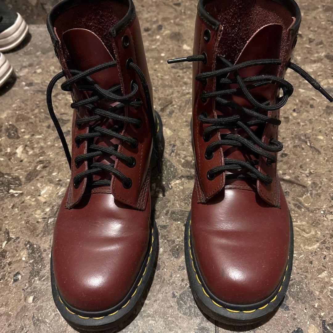 ドクターマーチン　バーガンディ レザー ハイカットブーツ