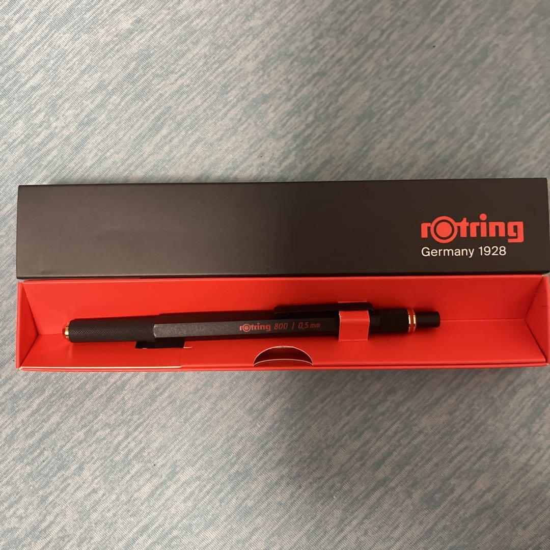 シャペン18本財布1つ筆箱1つ