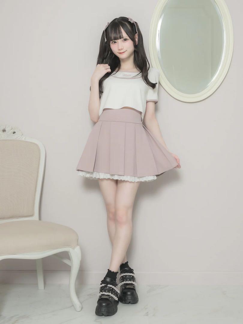 pium バイカラーTシャツ×タックミニスカートセット