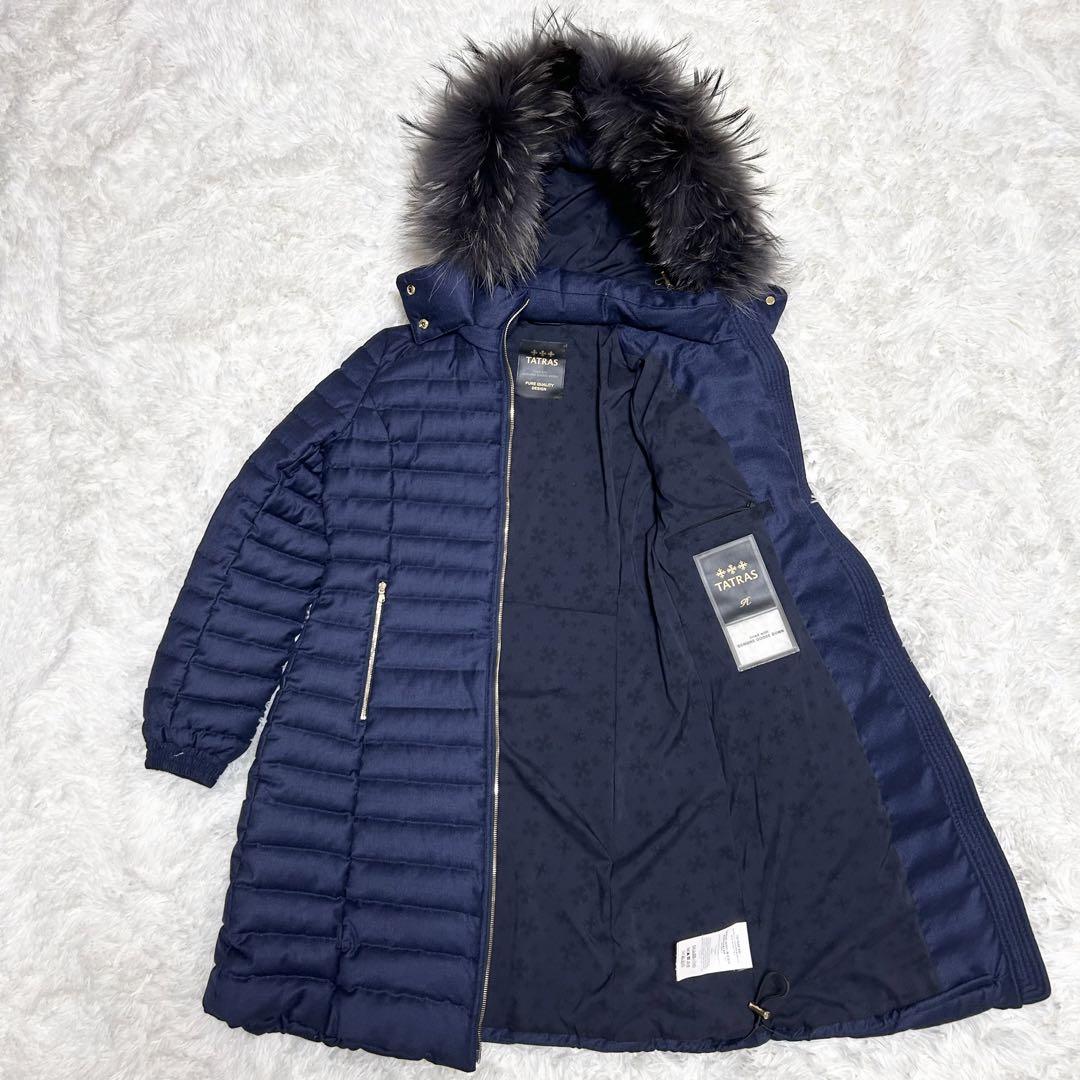 TATRAS ネイビーダウンジャケット POMONA Rライン ラクーンファー TATRAS ネイビーダウンジャケット POMONA Rライン ラクーンファー