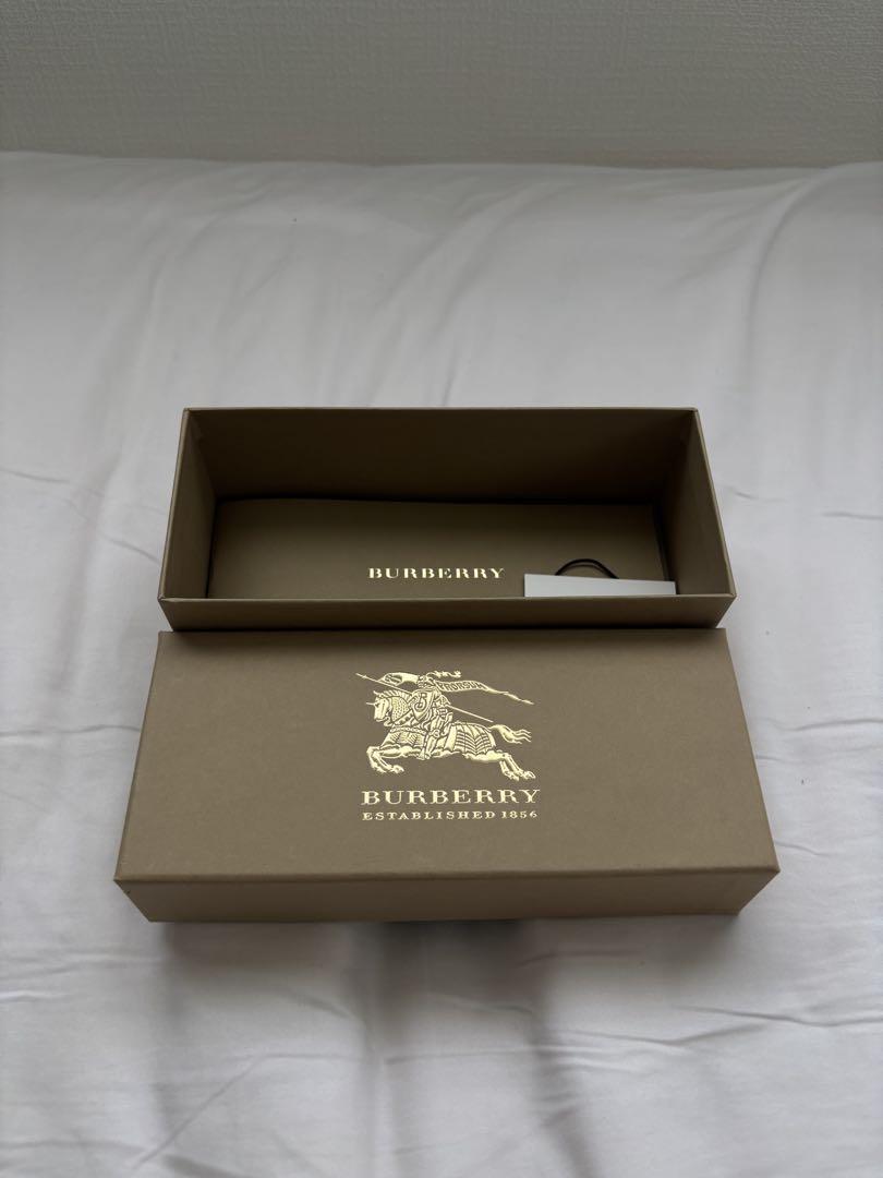 新品　Burberry Hero ギフトボックス　半額 BURBERRY 箱 - メルカリ