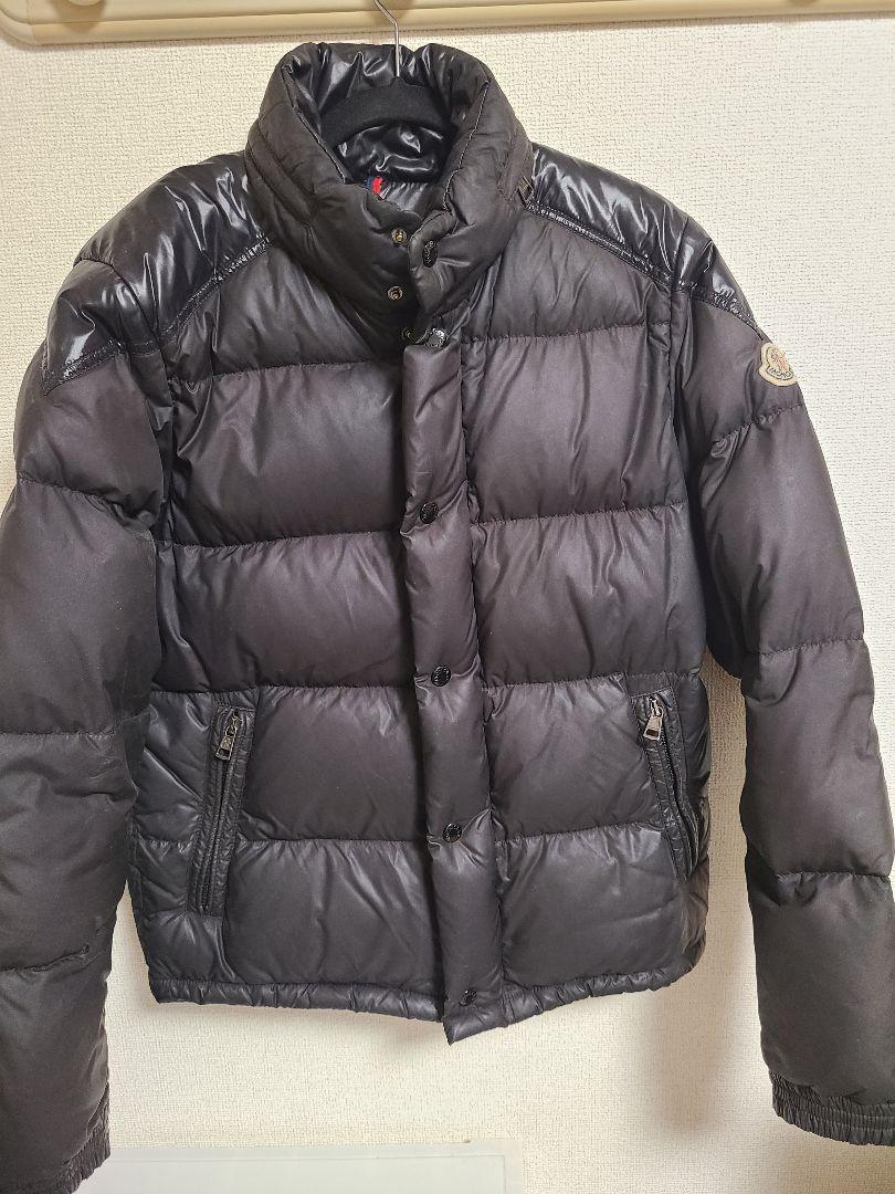 MONCLER ダウンジャケット