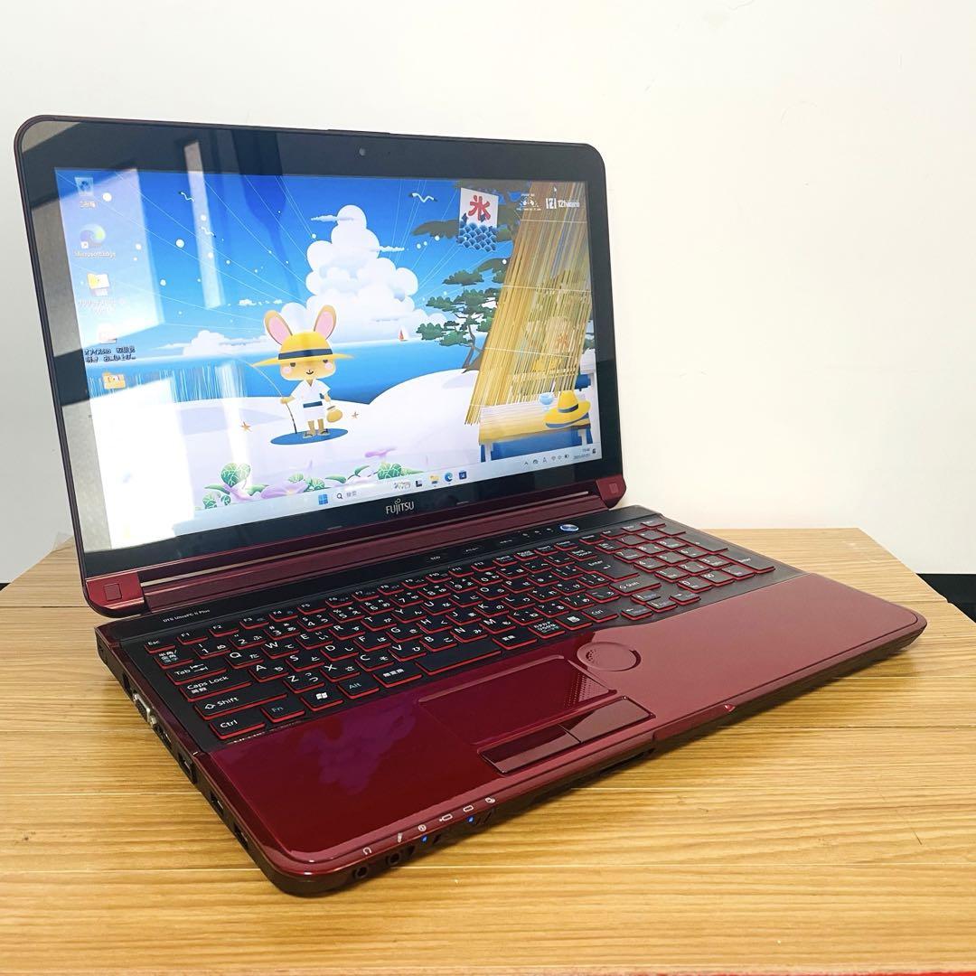 富士通 i7/SSDレッドノートPCメモリ8ギガwin11 オフィスブルーレイ