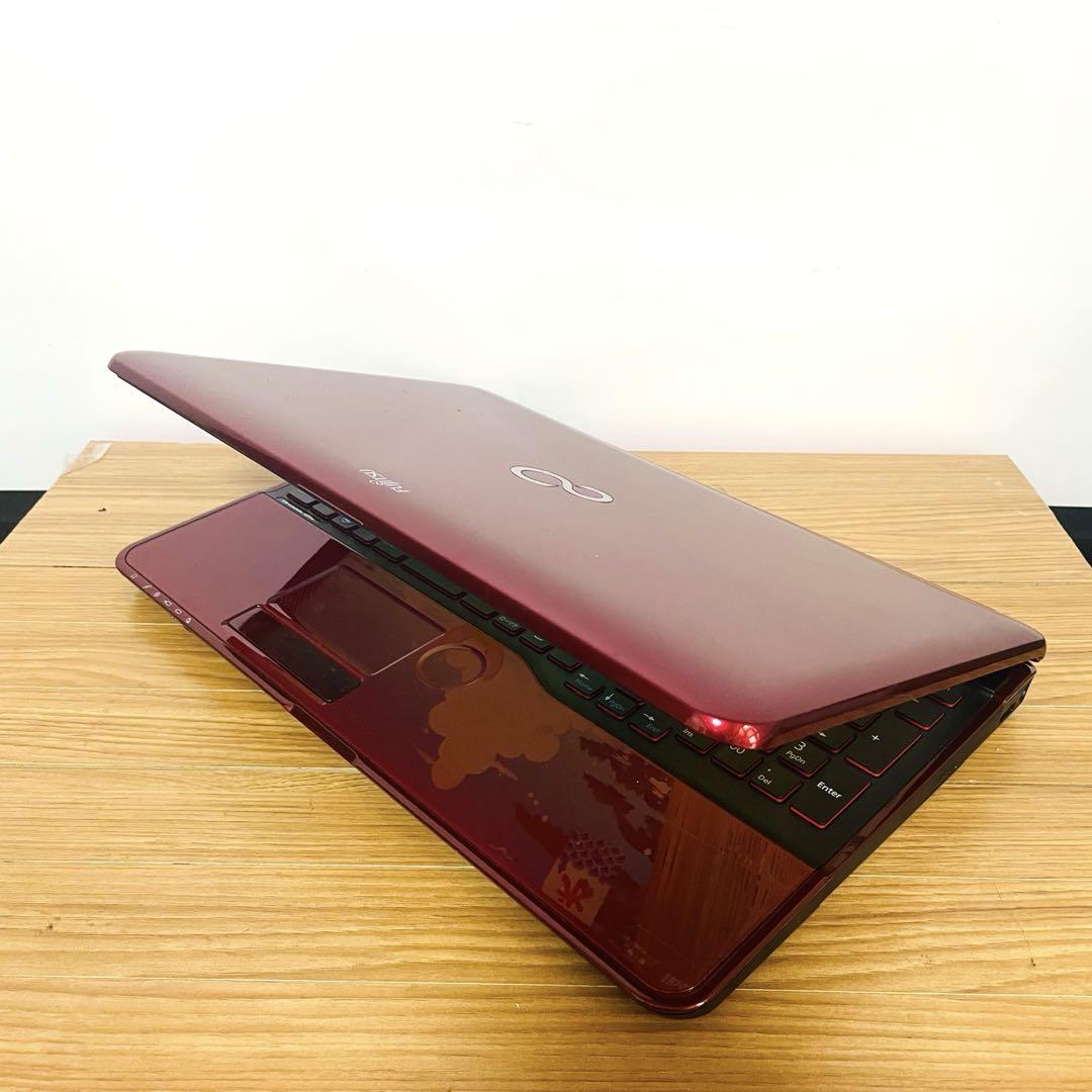 富士通 i7/SSDレッドノートPCメモリ8ギガwin11 オフィスブルーレイ