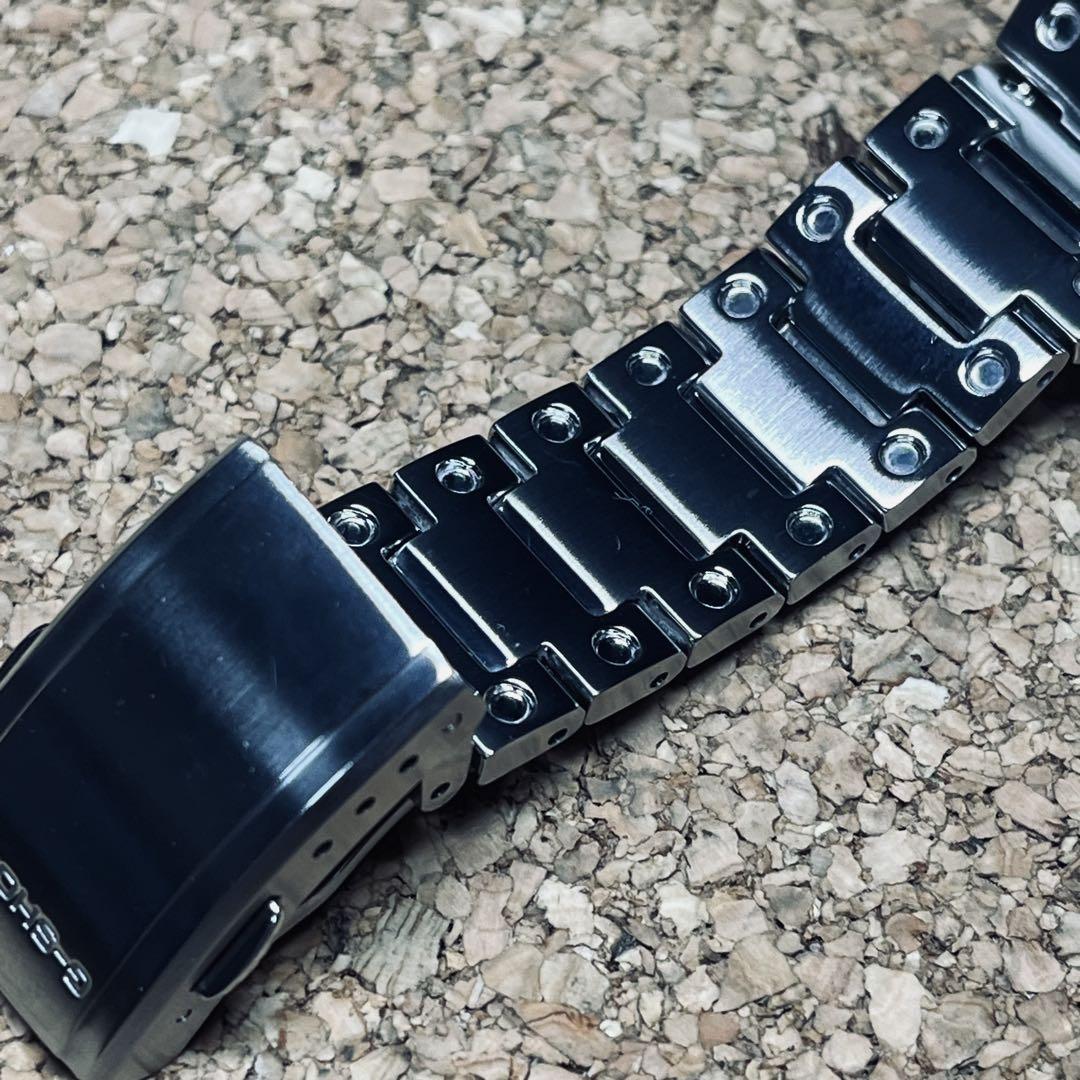 カシオG-SHOCK GMW-B5000D-1 JFフルメタル電波ソーラー