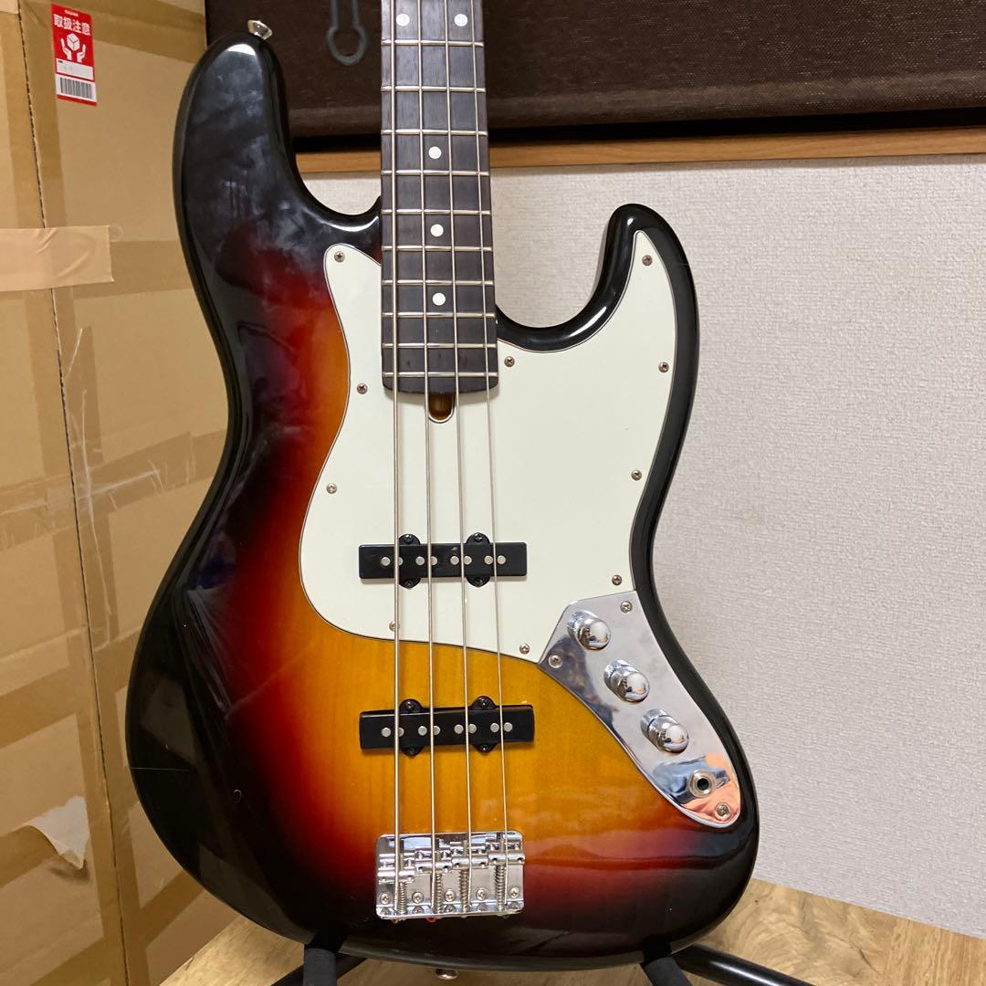 初期ロゴ　バッカス　ユニバース　改ジャズベース　美中古品 初期ロゴ バッカス ユニバース 改ジャズベース 美中古品 - メルカリ