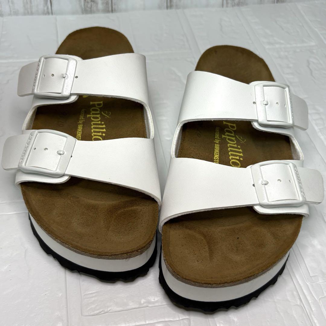 【美品】BIRKENSTOCK★アリゾナ　厚底　ホワイト　サンダル