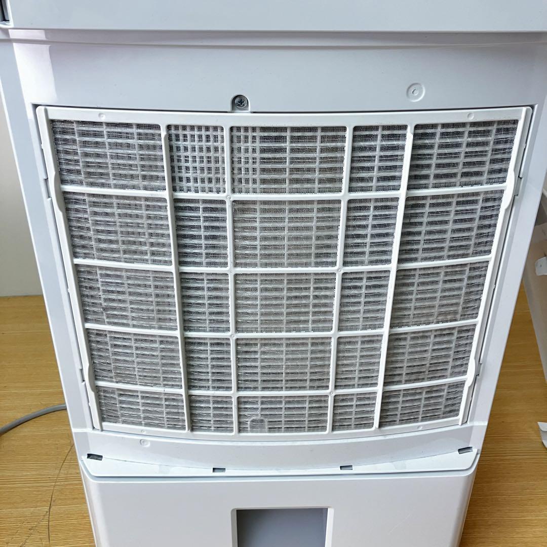 Panasonic ナノイーX 除湿機 ホワイト F-YZSX80