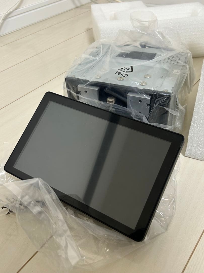 Regeo AZ-921 9インチ フローティング ナビ Regeo AZ-921 9インチ フローティング ナビ