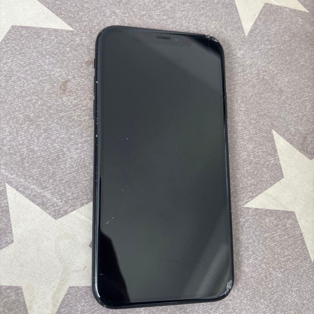 iPhone XRブラック画面のひび割れ