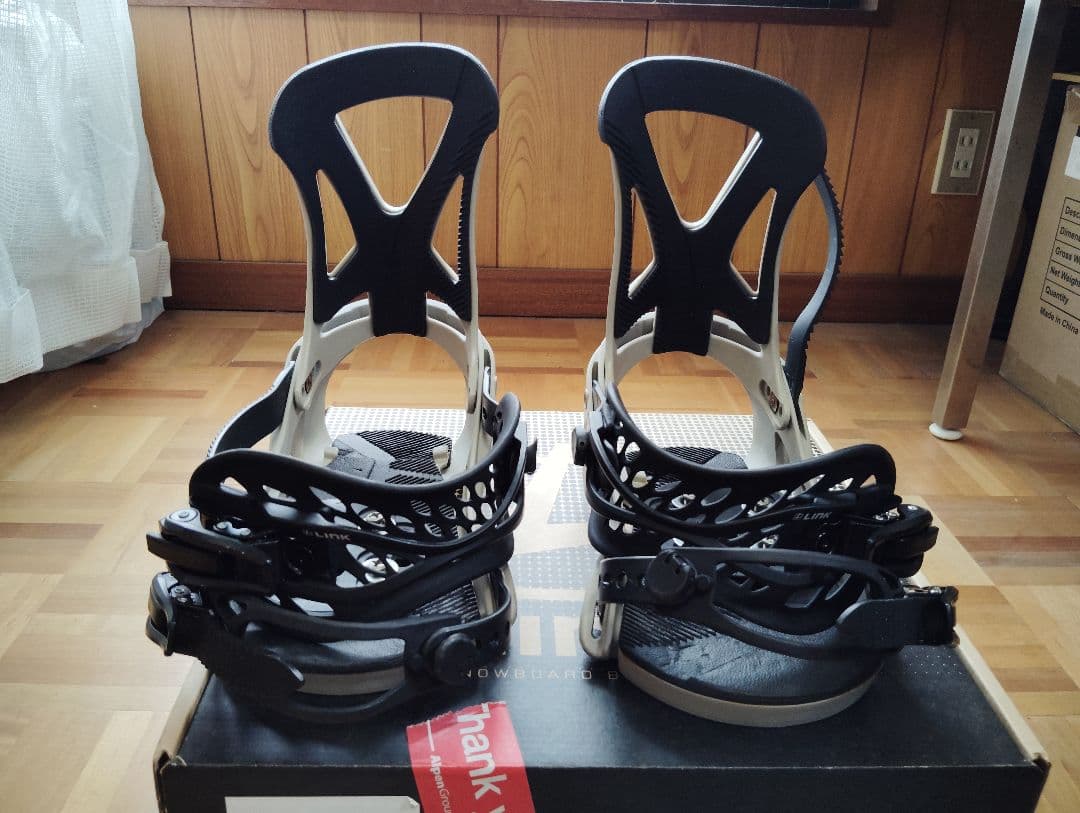 LINK スノーボードビンディングやや傷や汚れあり