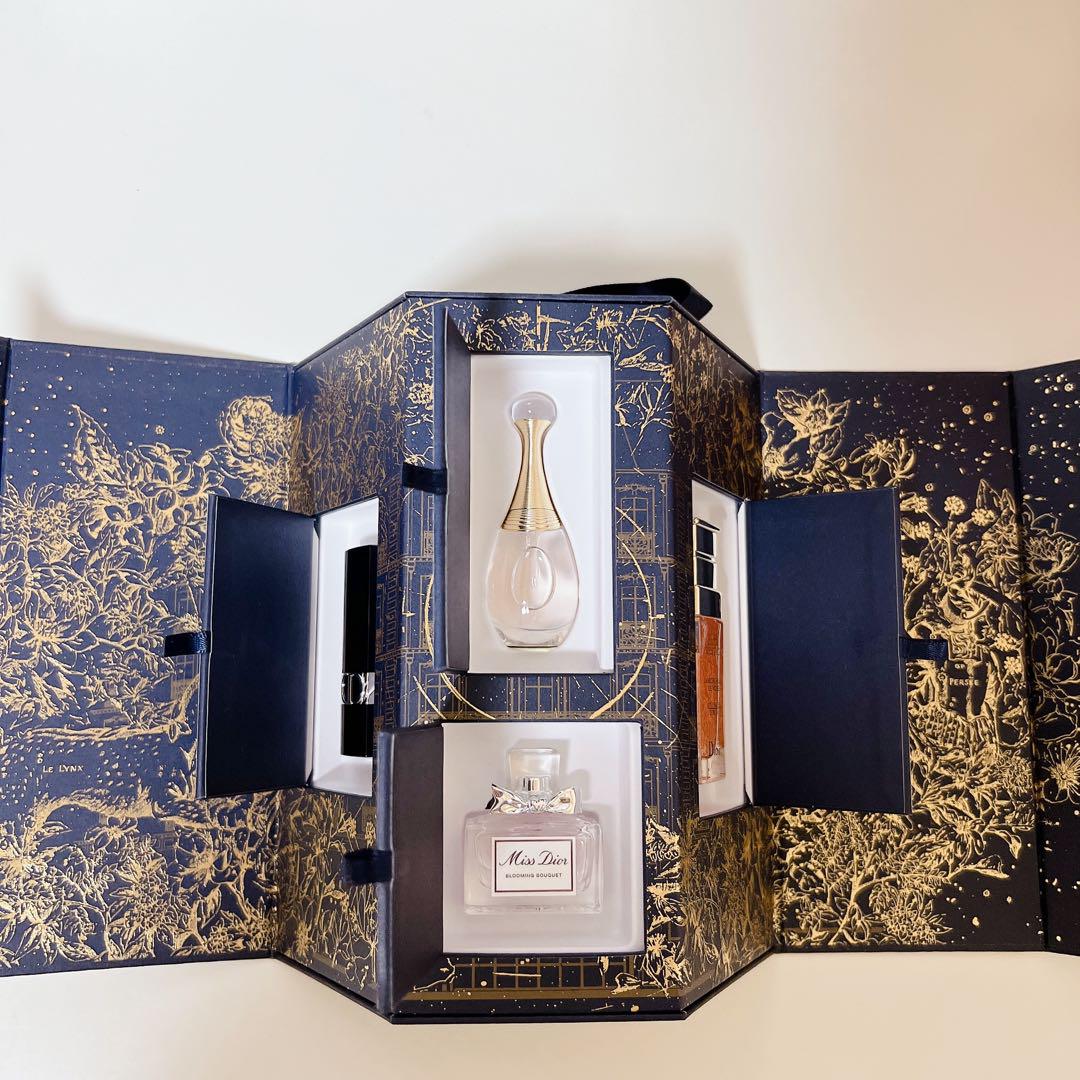 Dior アドベントカレンダー 2022 ディオール