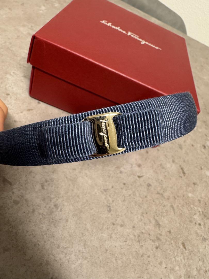 【美品】Salvatore Ferragamo ネイビーリボンカチューシャ