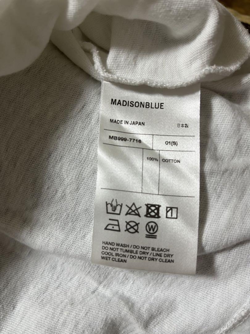 MADISONBLUE \"Hello\"Tシャツ