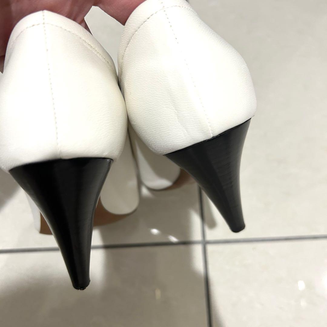 セリーヌ　レザー　スロート　パンプス