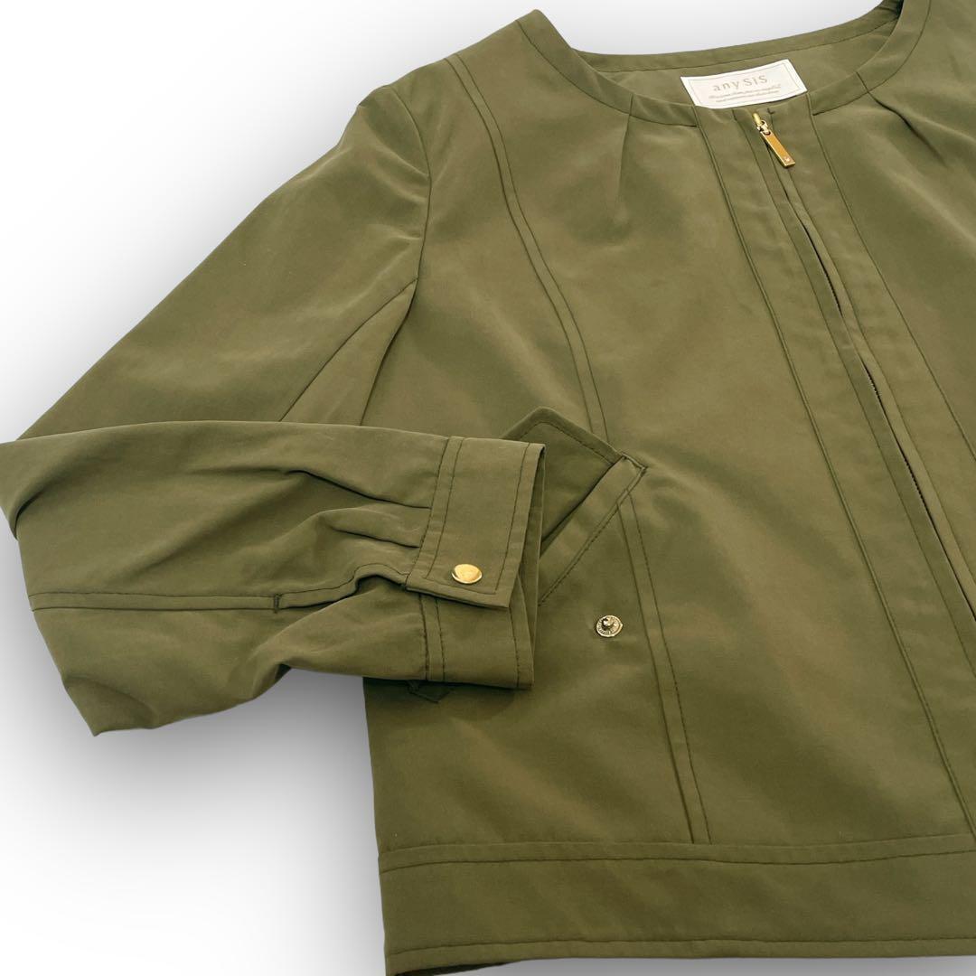 【美品】エニィスィス　ジップアップ　サイドポケット　ミニ丈ノーカラージャケット 美品】エニィスィス ジップアップ サイドポケット ミニ丈ノー