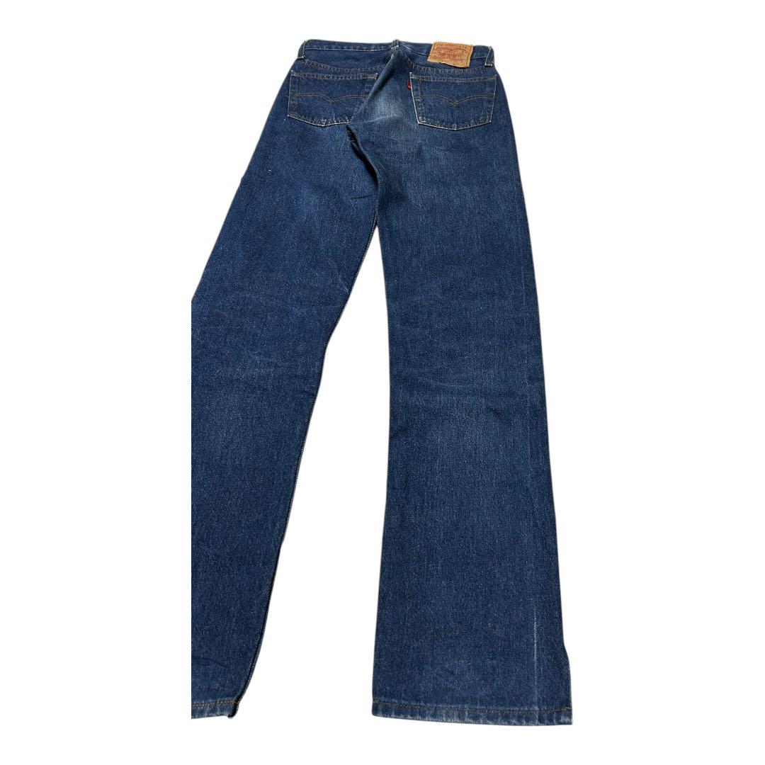 Levis