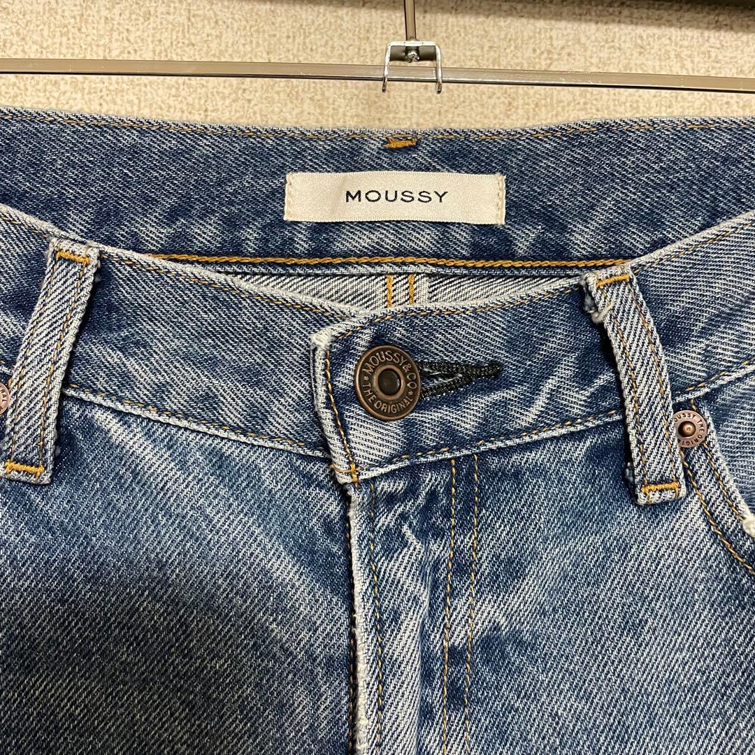 moussy 90S LOWRISE LOOSE STRAIGHT DENIM moussy 90S LOWRISE LOOSE STRAIGHT DENIM